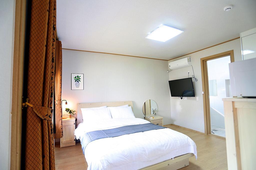 Ddobagi Pension Seogwipo Extérieur photo