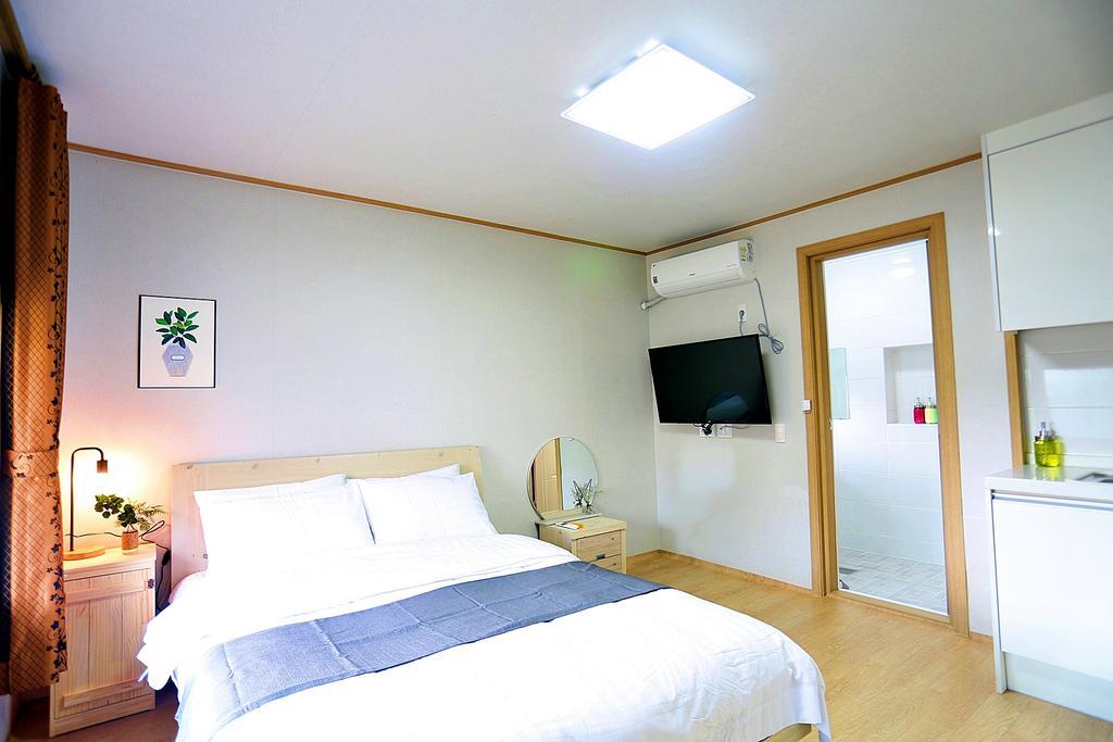 Ddobagi Pension Seogwipo Extérieur photo