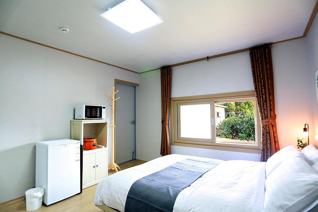 Ddobagi Pension Seogwipo Extérieur photo